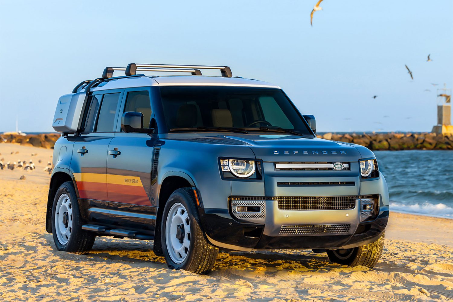 Land_Rover_Defender_Beach_Break_1